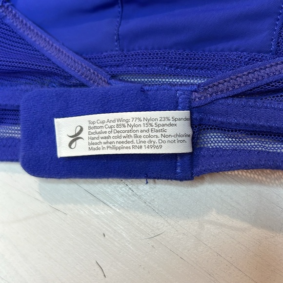 All You Lively Mesh Trim Bralette, Color Clamatis Blue, Size Medium, NWT - Picture 6 of 9